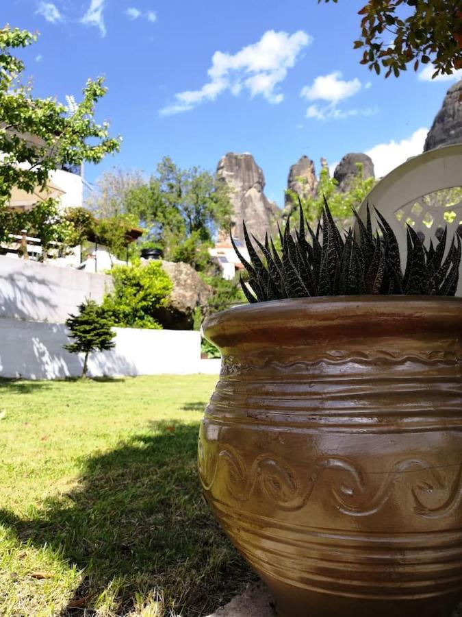 Sotiris Idyllic Garden House *